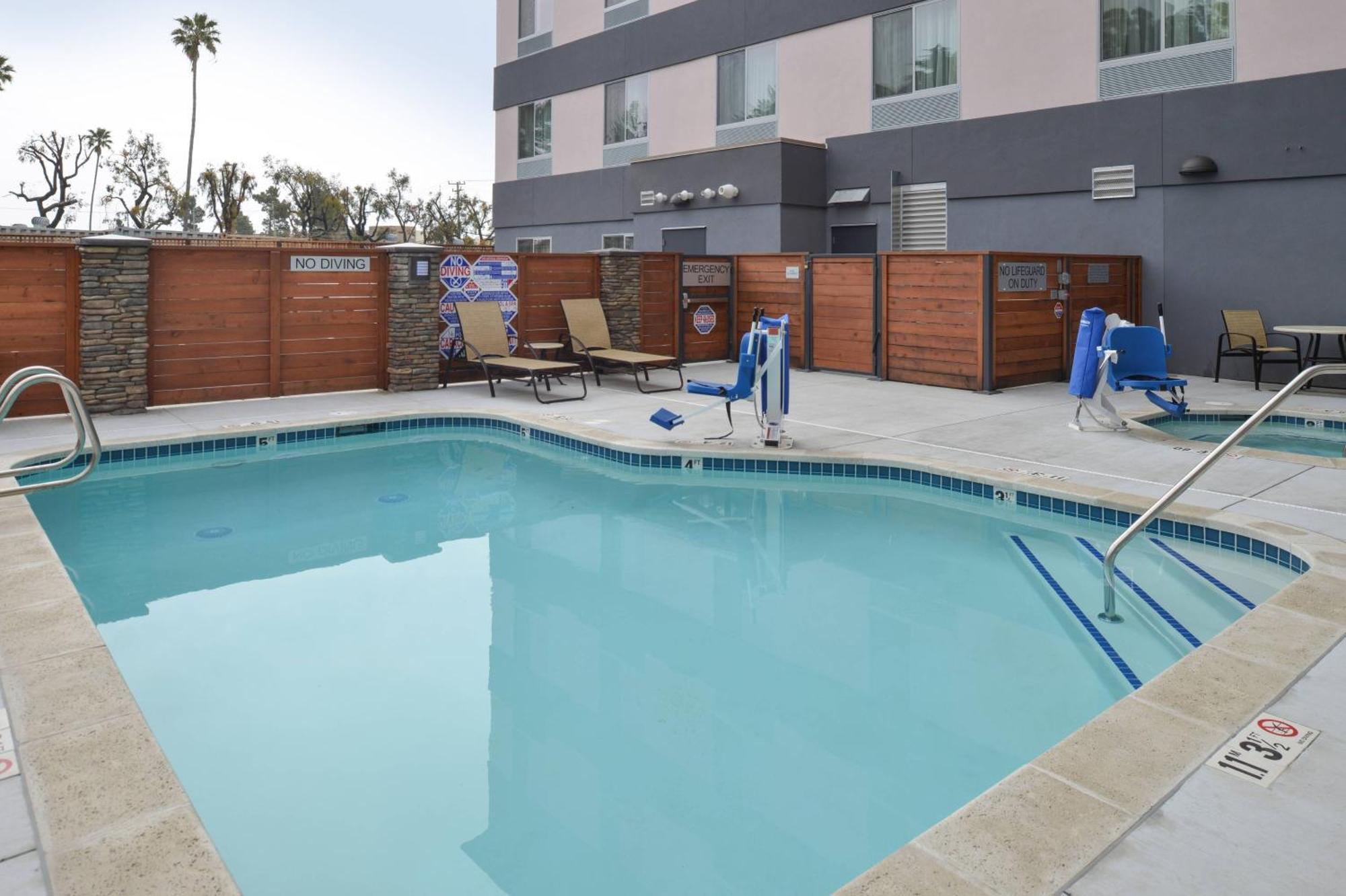 Fairfield Inn & Suites By Marriott Santa Cruz Ngoại thất bức ảnh